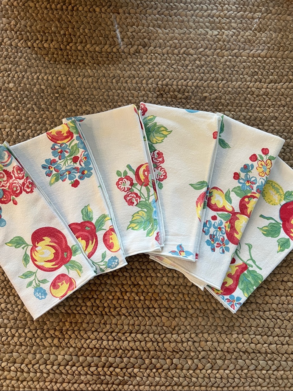 Vintage Cloth Napkins Set of 6 Fruit Floral Farmhouse Theme